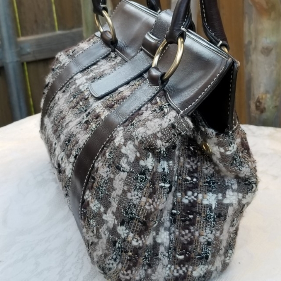 Lovely St. John Collection  Jacquard handbag - Picture 7 of 16